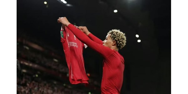 Liverpool porazil Southampton 2:1 a postoupil do dalšího kola Ligového poháru.